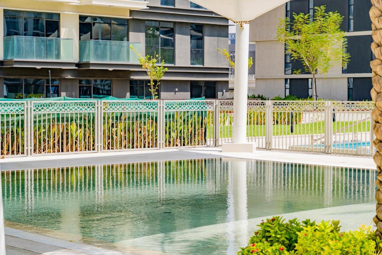 Expo Village Serviced Apartments Dubai Eksteriør billede